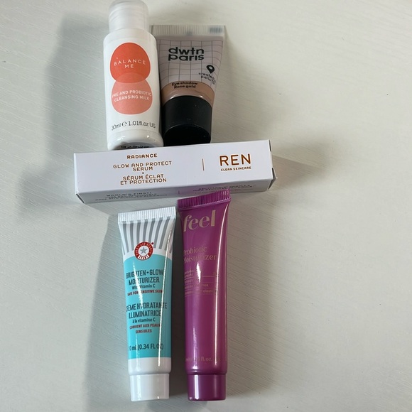 New never been used 5 piece Ipsy bundle - Picture 2 of 3